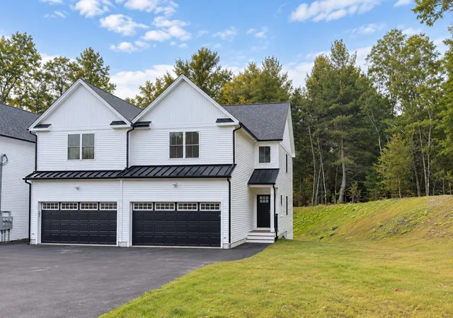 Photo 2 of Condo for sale at 41 Homeward Ave #D, Uxbridge, MA 01569 | MLS# 73585855 | Listing updated on 2026-10-06