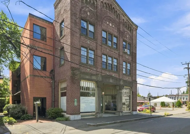 Photo 2 of Condo for sale at 17 Hawley St #201, Northampton, MA 01060 | MLS# 73573517 | Listing updated on 2026-09-12