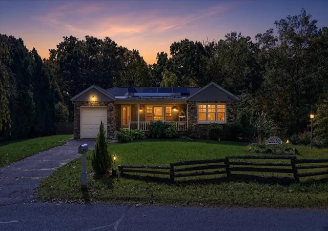 Photo 2 of Single family home for sale at 131 Henry St, Uxbridge, MA 01569 | MLS# 73587640 | Listing updated on 2026-10-11