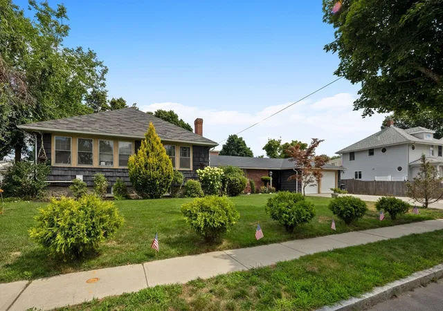 Photo 3 of Single family home for sale at 92 Narragansett Rd, Quincy, MA 02169 | MLS# 73570142 | Listing updated on 2026-10-06