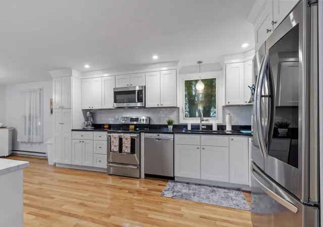 Listing Photo 1 - Condo for sale in building located at 273 Washington St, Gloucester, MA 02143 - Unit #2