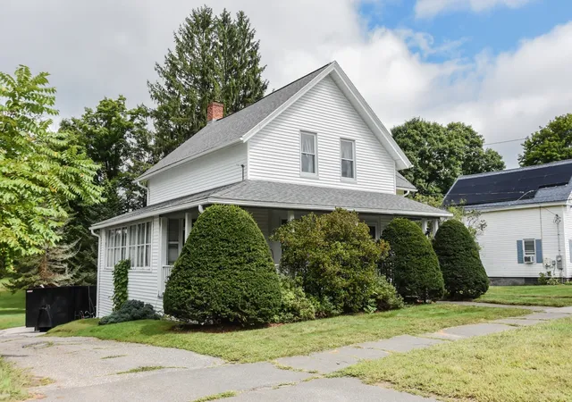 Photo 3 of Single family home for sale at 69 W Main St, West Brookfield, MA 01585 | MLS# 73572256 | Listing updated on 2026-09-06