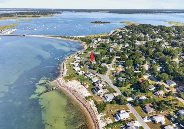 Photo 2 of Single family home for sale at 27 Alder St, Fairhaven, MA 02719 | MLS# 73576020 | Listing updated on 2026-09-15