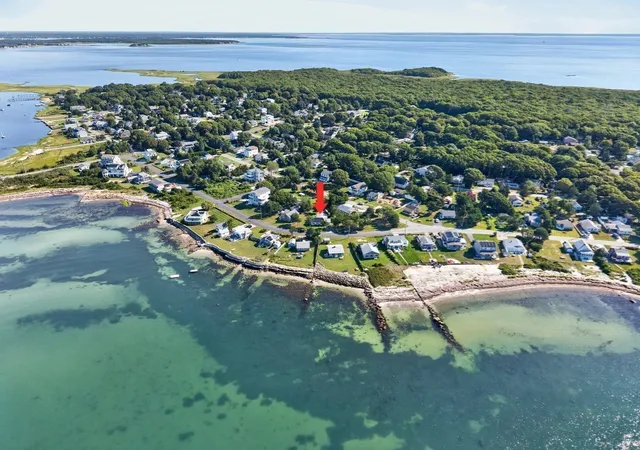 Photo 3 of Single family home for sale at 27 Alder St, Fairhaven, MA 02719 | MLS# 73576020 | Listing updated on 2026-09-15