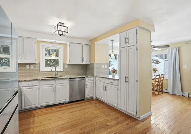 Photo 2 of Single family home for sale at 66 Buttonwood Ave, Sutton, MA 01590 | MLS# 73571752 | Listing updated on 2026-09-07