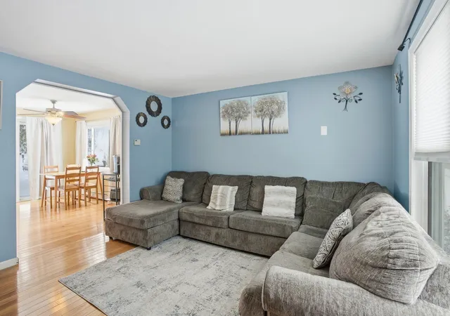 Photo 3 of Single family home for sale at 66 Buttonwood Ave, Sutton, MA 01590 | MLS# 73571752 | Listing updated on 2026-09-07
