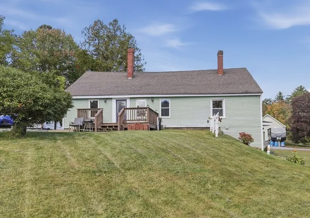 Photo 1 of Single family home for sale at 4 Hale St, Winchendon, MA 01475 | MLS# 73584873 | Listing updated on 2026-10-04