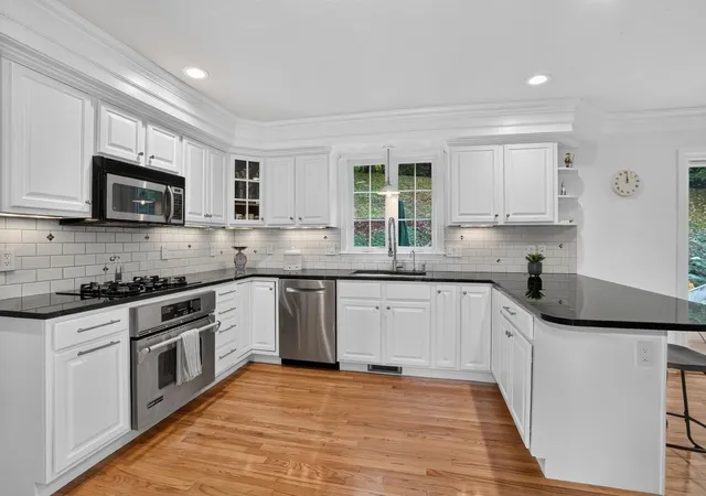 Photo 3 of Single family home for sale at 19 Dearth Cir, Ashland, MA 01721 | MLS# 73587194 | Listing updated on 2026-10-10