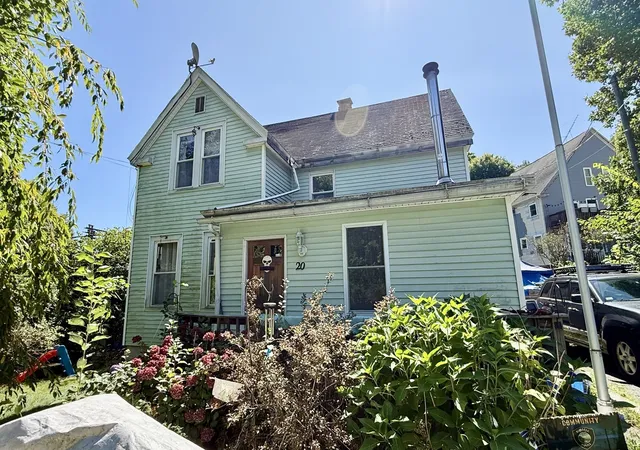 Photo 1 of Single family home for sale at 20 Bridge St, Woronoco, MA 01097 | MLS# 73577231 | Listing updated on 2026-10-17