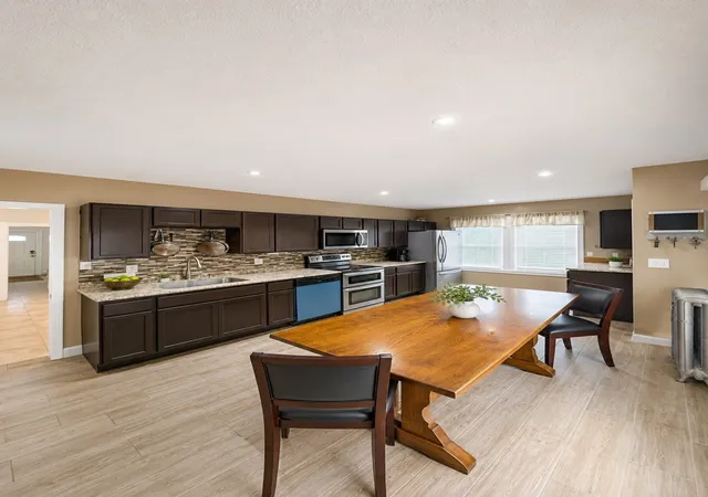 Photo 2 of Single family home for sale at 61 Austin St, Chicopee, MA 01013 | MLS# 73570882 | Listing updated on 2026-09-19