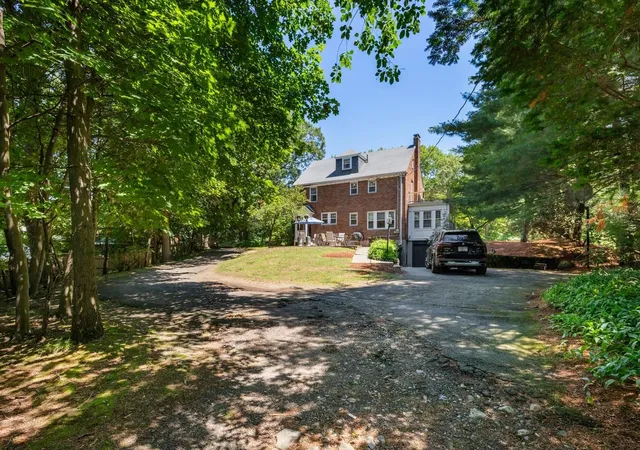 Photo 3 of Single family home for sale at 114 S Border Rd, Medford, MA 02155 | MLS# 73574308 | Listing updated on 2026-09-13