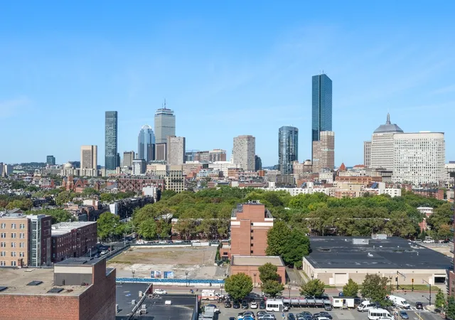 Photo 4 of Condo for sale at 380 Harrison Ave #PH1H, Boston, MA 02118 | MLS# 73572839 | Listing updated on 2026-09-12