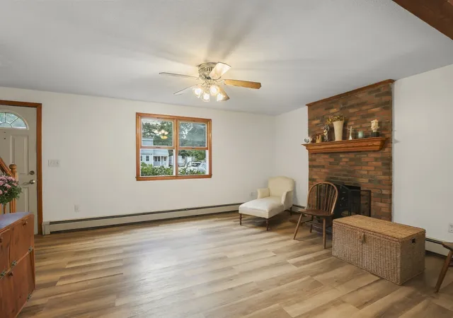 Photo 4 of Single family home for sale at 8 Fearing Hl Rd, Wareham, MA 02571 | MLS# 73575179 | Listing updated on 2026-09-19