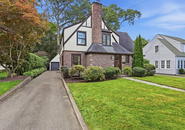 Photo 1 of Single family home for sale at 131 Wenonah Rd, Longmeadow, MA 01106 | MLS# 73582034 | Listing updated on 2026-10-18