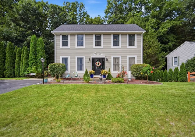 Photo 1 of Sale Pending at 19 Stephanie Cir, Springfield, MA 01129 | MLS# 73571813 | Listing updated on 2026-09-23