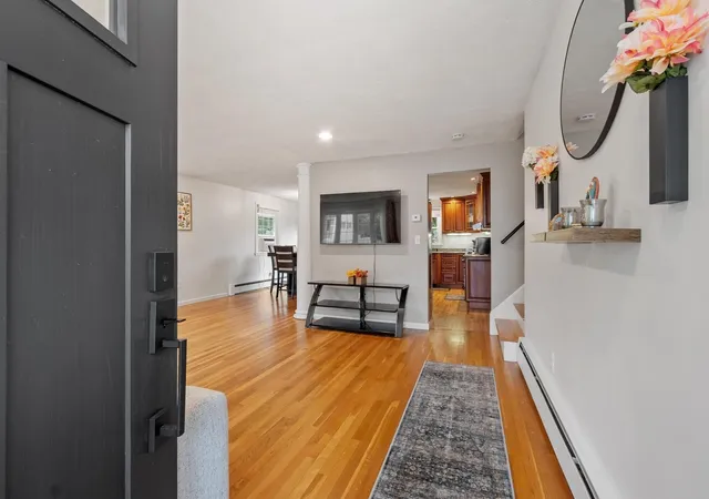 Photo 3 of Sale Pending at 119 Smith St, Leominster, MA 01453 | MLS# 73572789 | Listing updated on 2026-09-19