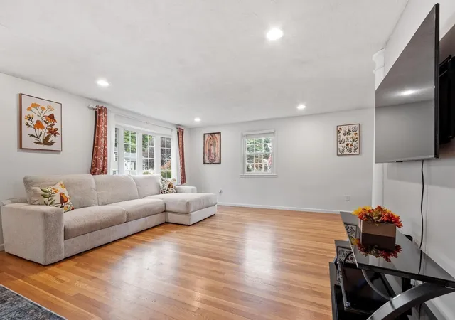 Photo 4 of Sale Pending at 119 Smith St, Leominster, MA 01453 | MLS# 73572789 | Listing updated on 2026-09-19