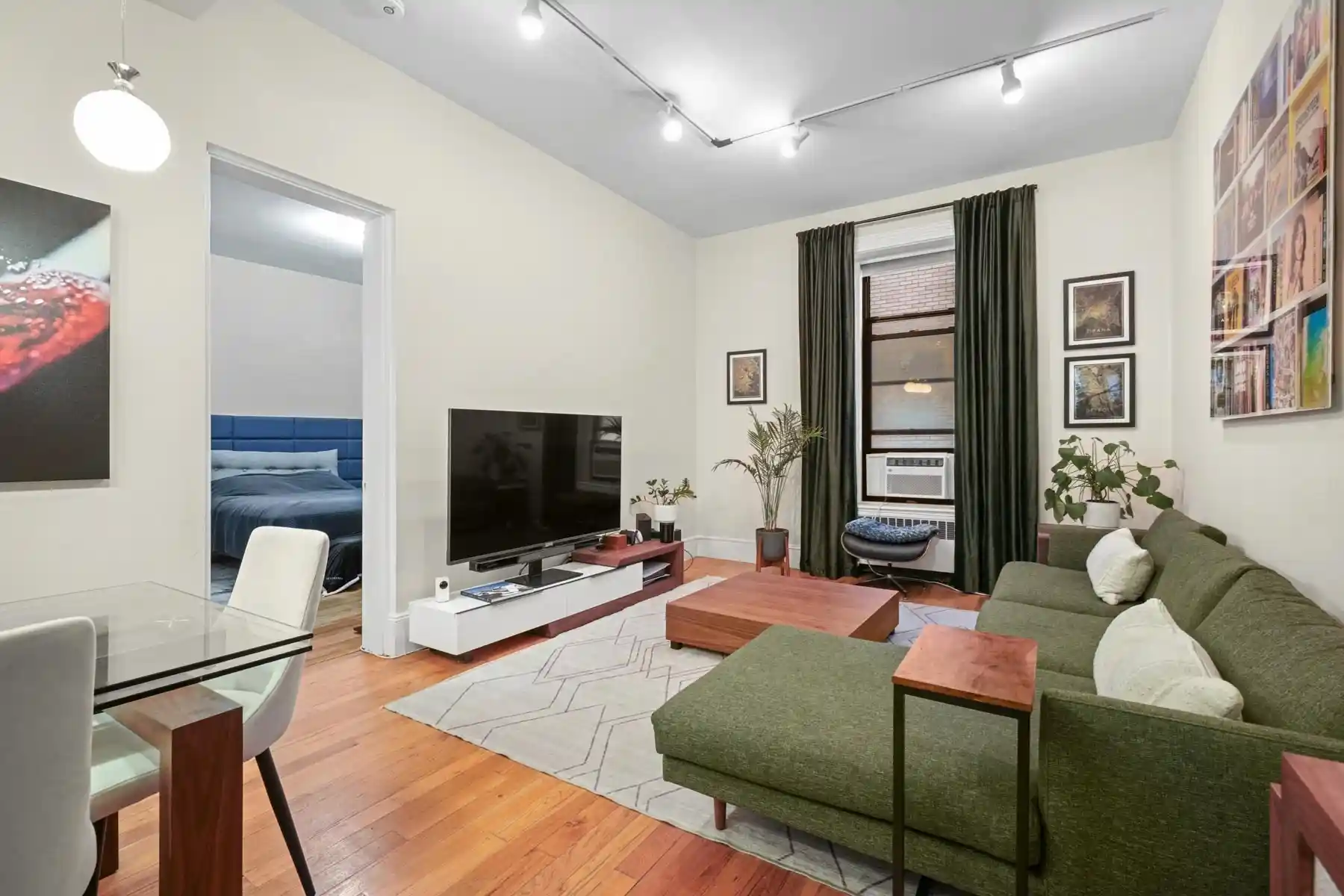Listing Photo 2 - Condo for sale in Copley Condominium located at 271 Dartmouth St, Boston, MA 02116 - Unit #4E