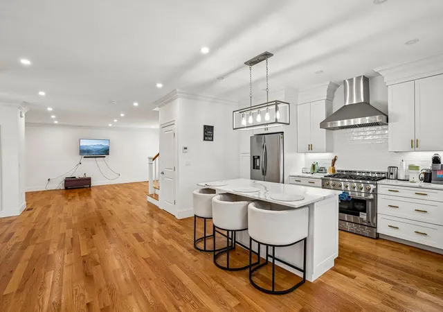 Photo 3 of Condo for sale at 41 Union St #B, South Weymouth, MA 02190 | MLS# 73571014 | Listing updated on 2026-09-06