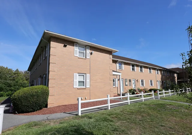 Photo 1 of Sale Pending at 509 Elmwood Dr #509, Hudson, NH 03051 | MLS# 73582500 | Listing updated on 2026-10-01