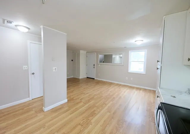Photo 3 of Sale Pending at 509 Elmwood Dr #509, Hudson, NH 03051 | MLS# 73582500 | Listing updated on 2026-10-01