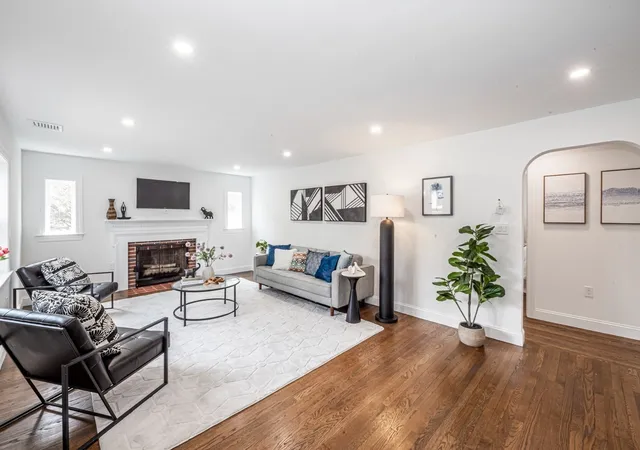 Photo 3 of Single family home for sale at 78 Windemere Cir, Braintree, MA 02184 | MLS# 73573115 | Listing updated on 2026-09-12