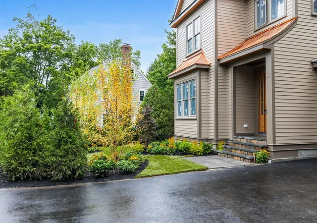 Photo 3 of Mansion for sale at 564 Chestnut St, Needham, MA 02492 | MLS# 73573198 | Listing updated on 2026-09-12