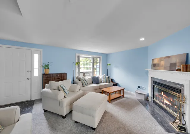Listing Photo 4 - Condo for sale in building located at 5 Mayberry Dr, Westborough, MA 01581 - Unit #G