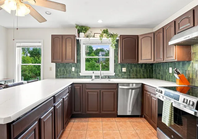 Listing Photo 5 - Condo for sale in building located at 91-R Chase Ave, Webster, MA 01570 - Unit #3