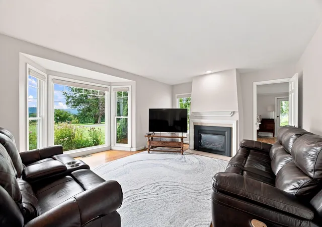 Photo 4 of Single family home for sale at 597 Hall Hl Rd, Somers, CT 06071 | MLS# 73571590 | Listing updated on 2026-09-07