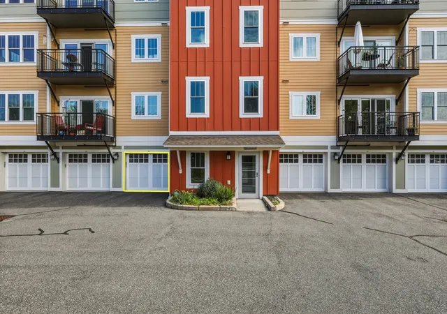 Photo 2 of Sale Pending at 74 Village Hl Rd #W3N, Northampton, MA 01060 | MLS# 73584457 | Listing updated on 2026-10-16