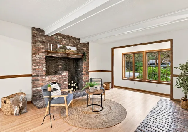 Photo 3 of Sale Pending at 5 Regis Rd, Andover, MA 01810 | MLS# 73573756 | Listing updated on 2026-09-30