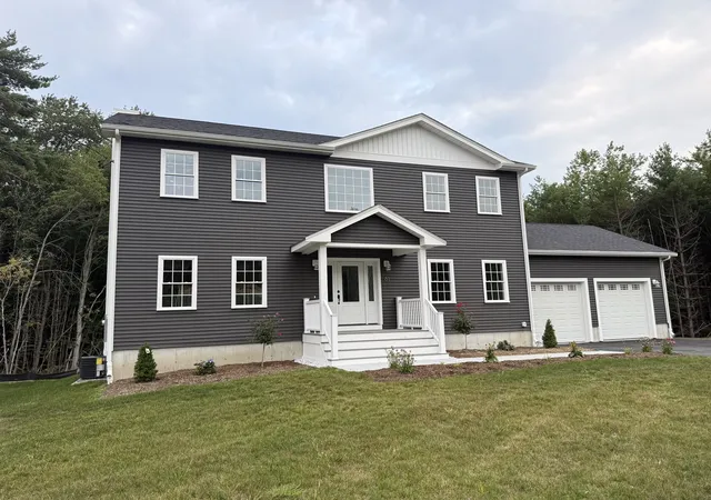 Photo 2 of Single family home for sale at 81 Park Dr, Acushnet, MA 02743 | MLS# 73571661 | Listing updated on 2026-10-02