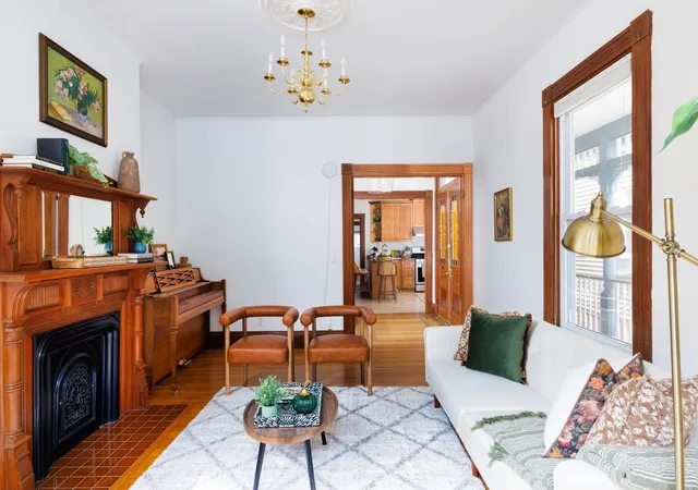 Listing Photo 2 - Condo for sale in building located at 407 Washington St, Cambridge, MA 02124 - Unit #407