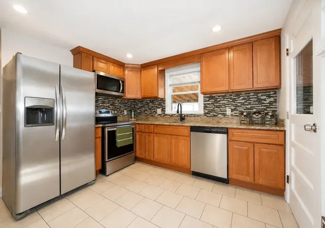 Photo 4 of Single family home for sale at 31 Rockwell Ave, Brockton, MA 02302 | MLS# 73573645 | Listing updated on 2026-09-22