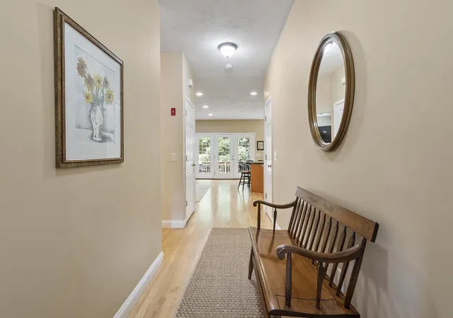 Photo 3 of Single family home for sale at 6 Pheasant Hl Ln, Sterling, MA 01564 | MLS# 73570491 | Listing updated on 2026-09-05