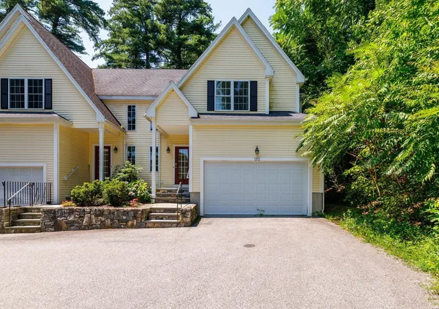 Photo 2 of Single family home for sale at 172 South St #172, Northborough, MA 01532 | MLS# 73575786 | Listing updated on 2026-09-16