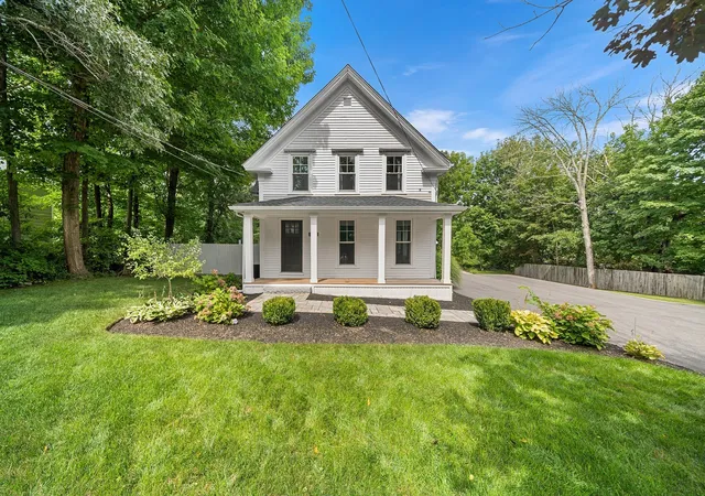 Photo 1 of Single family home for sale at 1046 Center St, Dighton, MA 02715 | MLS# 73572005 | Listing updated on 2026-10-04