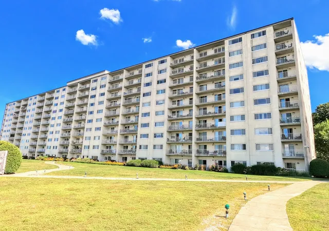Photo 1 of Condo for sale at 200 Cvs Way #513, Quincy, MA 02169 | MLS# 73571252 | Listing updated on 2026-09-18