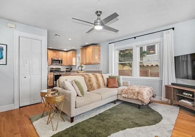 Photo 4 of Condo for sale at 56 Hewlett St #1, Roslindale, MA 02131 | MLS# 73574652 | Listing updated on 2026-09-13