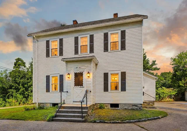 Photo 1 of Single family home for sale at 51 Underwood Ln, Middletown, RI 02842 | MLS# 73578996 | Listing updated on 2026-10-26
