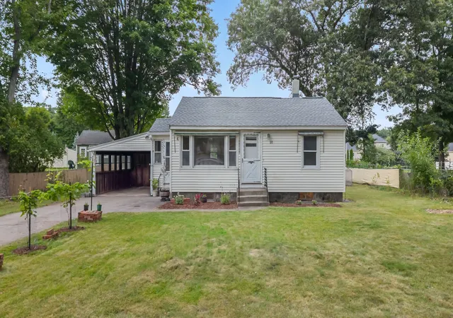 Photo 1 of Sale Pending at 20 Overlook Ave, Shrewsbury, MA 01545 | MLS# 73572805 | Listing updated on 2026-09-29