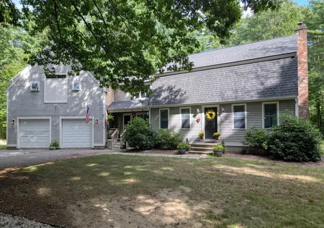 Photo 2 of Single family home for sale at 110 Ring Rd, Kingston, MA 02364 | MLS# 73571188 | Listing updated on 2026-10-01
