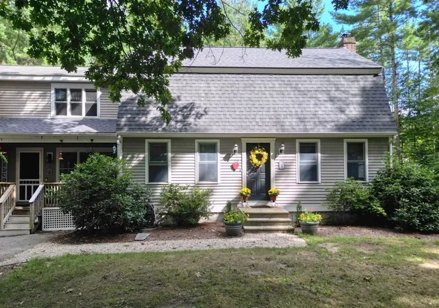 Photo 3 of Single family home for sale at 110 Ring Rd, Kingston, MA 02364 | MLS# 73571188 | Listing updated on 2026-10-01