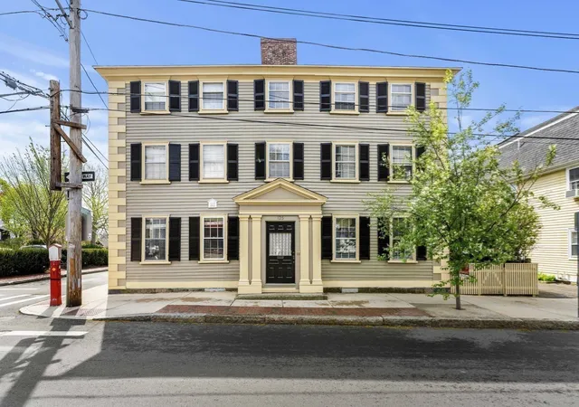 Photo 3 of Condo for sale at 125 Derby St #D, Salem, MA 01970 | MLS# 73574145 | Listing updated on 2026-09-20