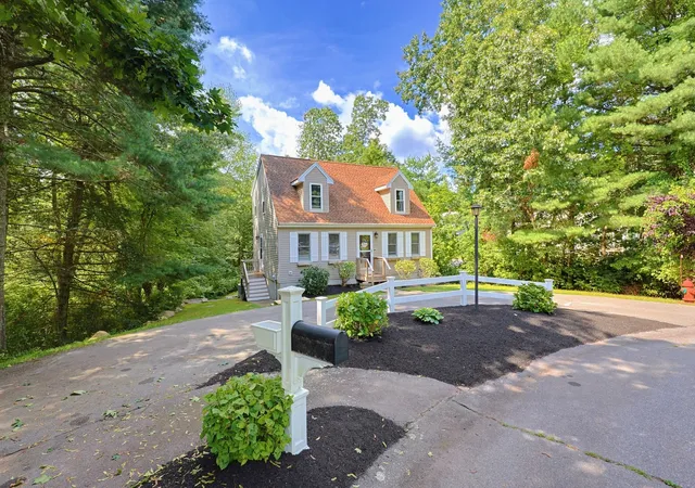 Photo 1 of Sale Pending at 22 Starrett Ave, Middleboro, MA 02346 | MLS# 73572145 | Listing updated on 2026-09-17