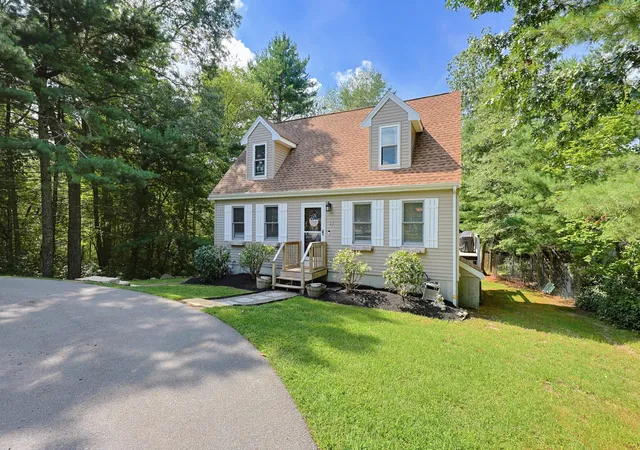 Photo 2 of Sale Pending at 22 Starrett Ave, Middleboro, MA 02346 | MLS# 73572145 | Listing updated on 2026-09-17