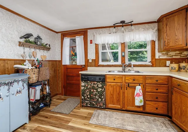 Photo 3 of Sale Pending at 419 Harvard Ave, Athol, MA 01331 | MLS# 73574021 | Listing updated on 2026-09-23