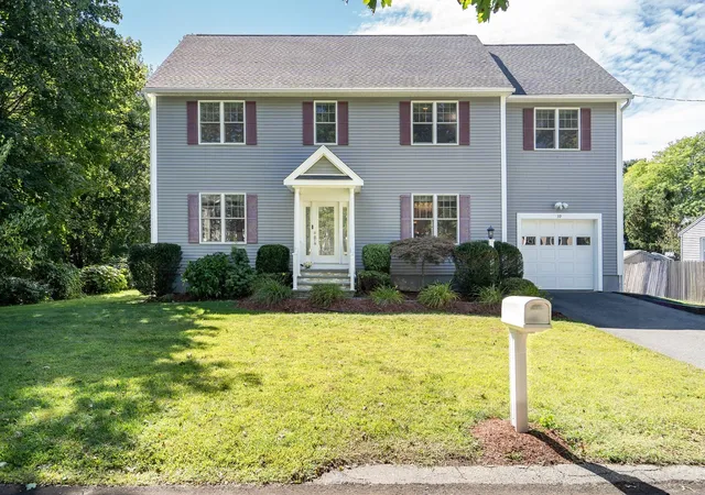 Photo 1 of Single family home for sale at 39 Arcola St, Lexington, MA 02420 | MLS# 73574976 | Listing updated on 2026-09-14