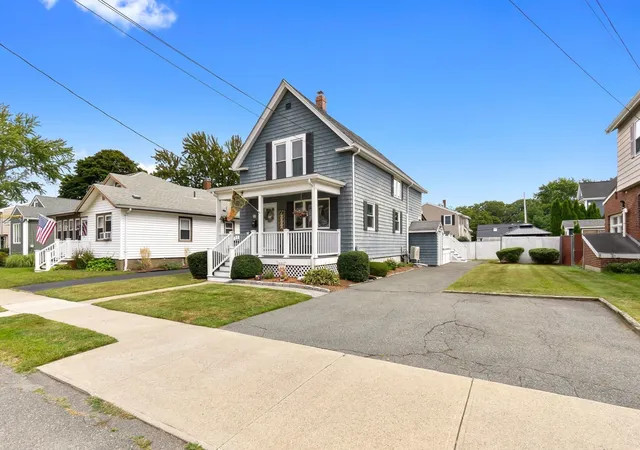 Photo 2 of Single family home for sale at 58 Glendale Ave, Peabody, MA 01960 | MLS# 73575634 | Listing updated on 2026-09-20